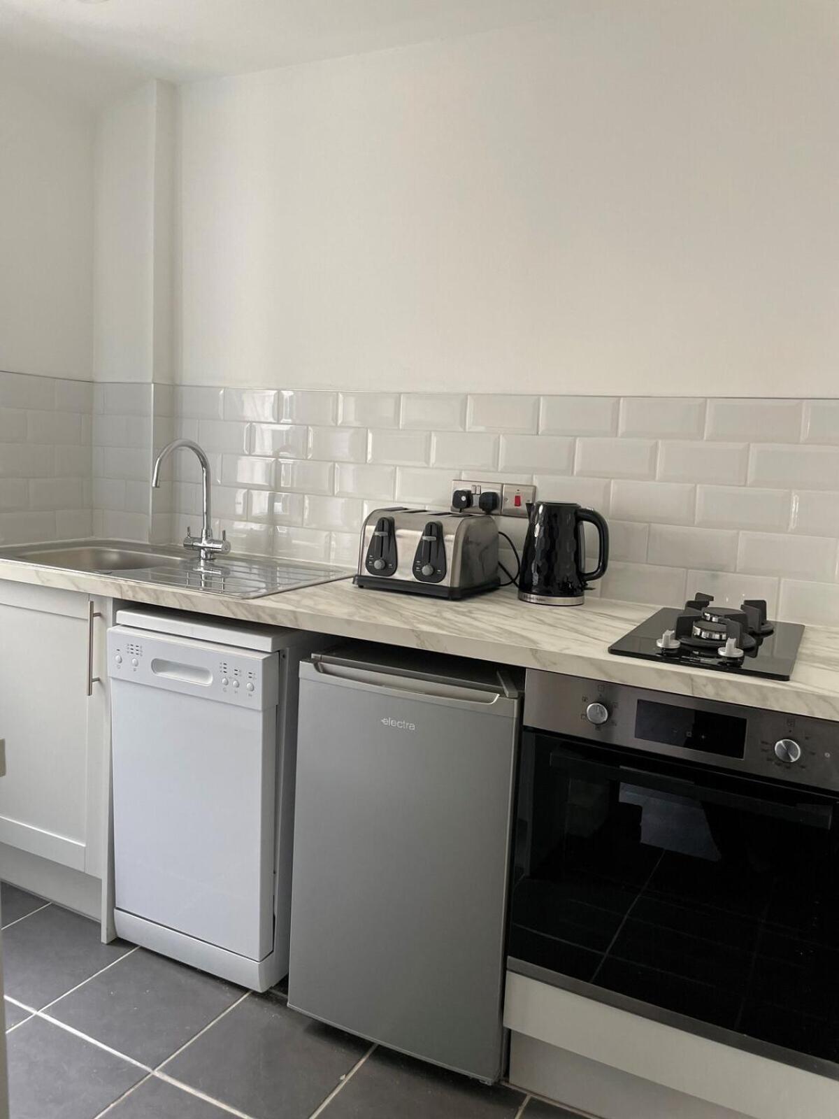 Tidal Walk Cottage By The Sea Harwich Room photo